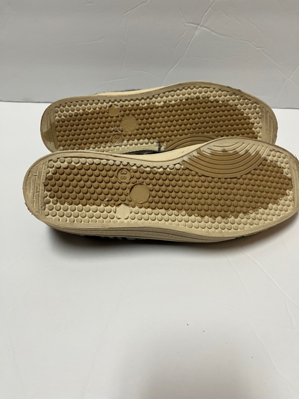 PENDLETON X US RUBBER Women’s Size 7 Low-Tops - Picture 5 of 5